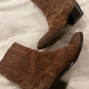 Vero Cuoio Tan Suede Heeled Boots